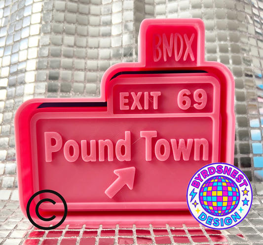 BNDX Pound Town Hwy Sign