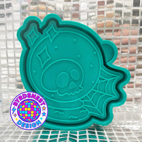 Skull Snowglobe