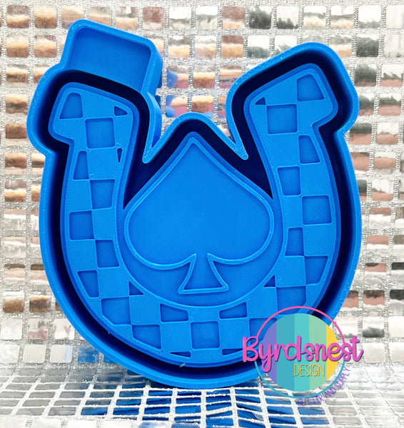 Checkered Horse Shoe Spade