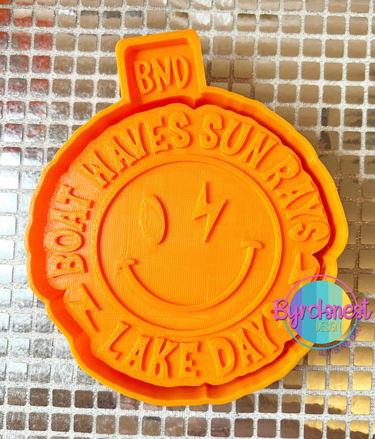 Lake Day Smiley