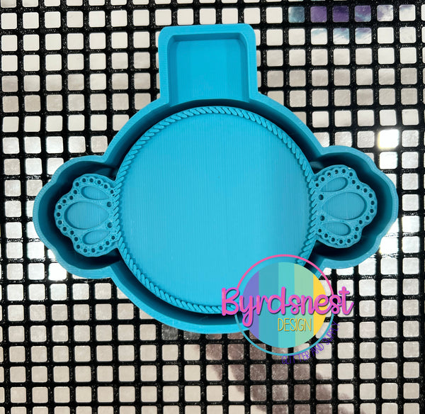 Western Round Frame
