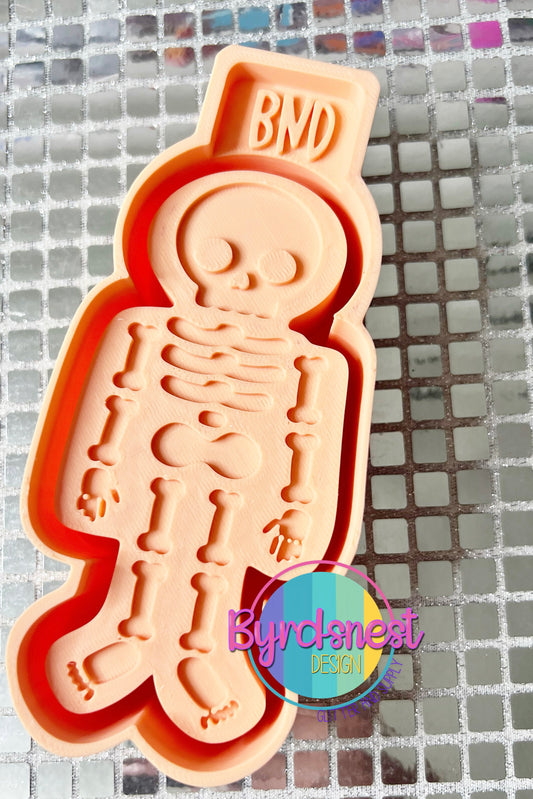Standing Skelly