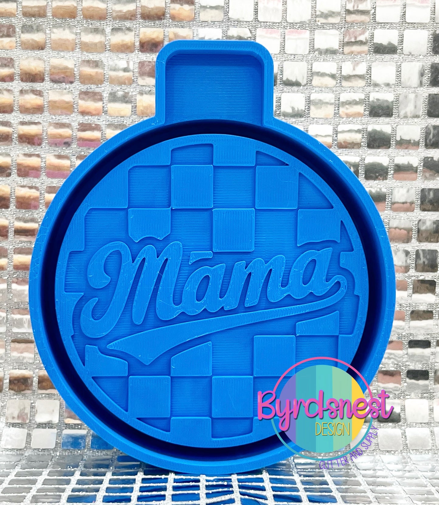 Round Checkered Mama
