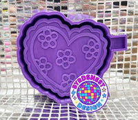 Laced Daisy Heart