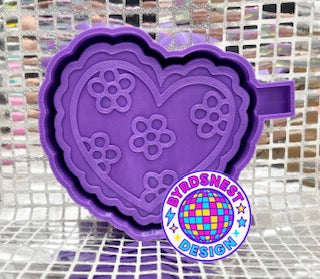 Laced Daisy Heart
